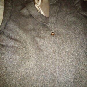 Brown Wool Tweed Sport Coat 2 Wood Buttons [1 missing] 3 sleeve buttons 46 Reg